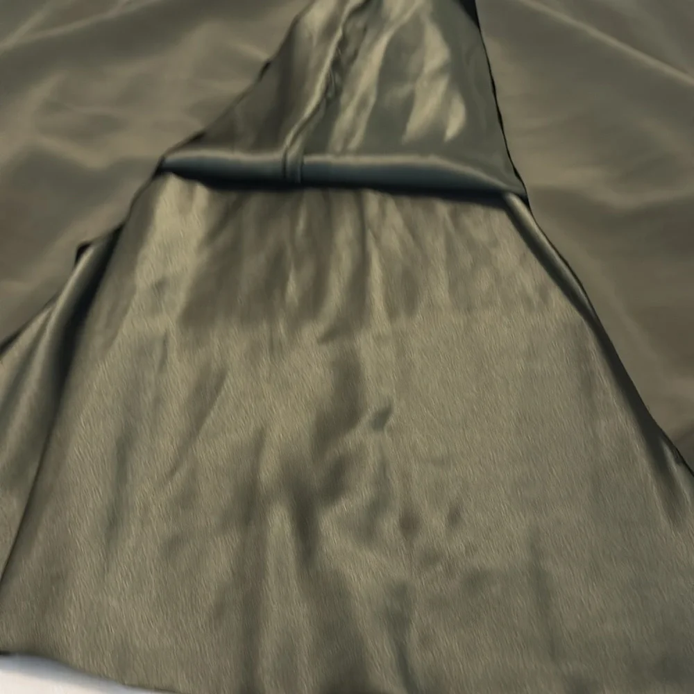 Vince Olive Green Tie-Front Maxi Dress SZ XL v-neck luxurious designer NWT - Picture 14 of 15